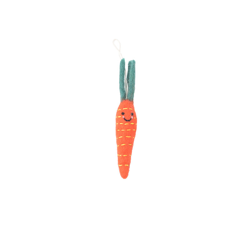 LITTLE HANGINGS, CARROT