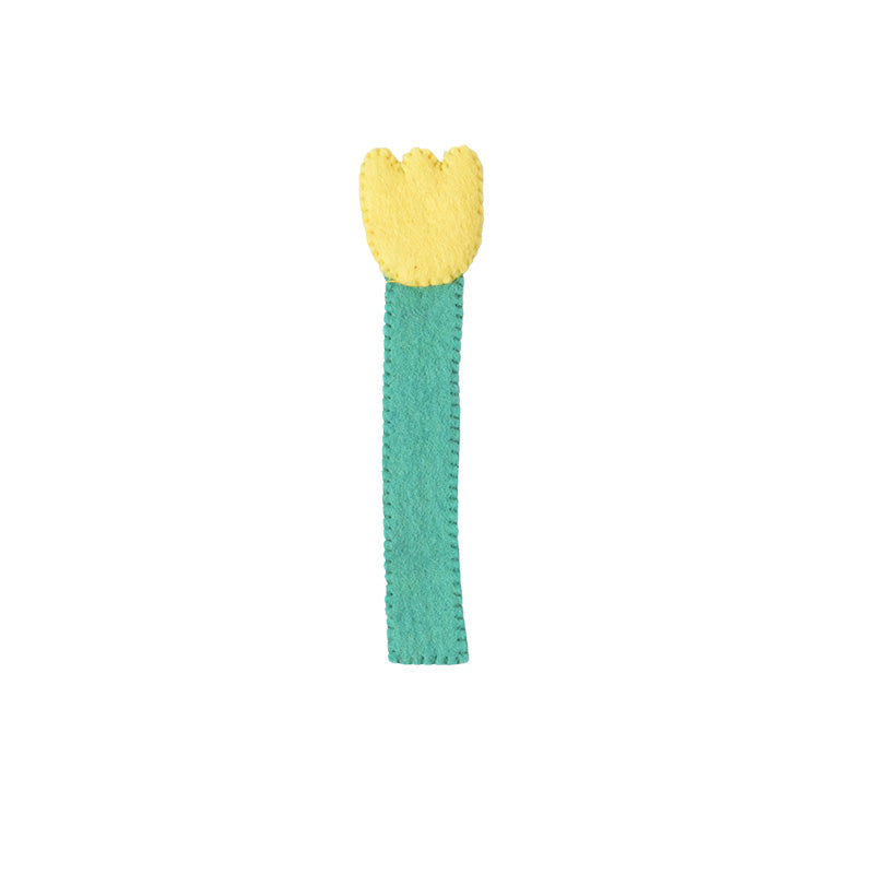 THE BLOOMING BOOKMARK