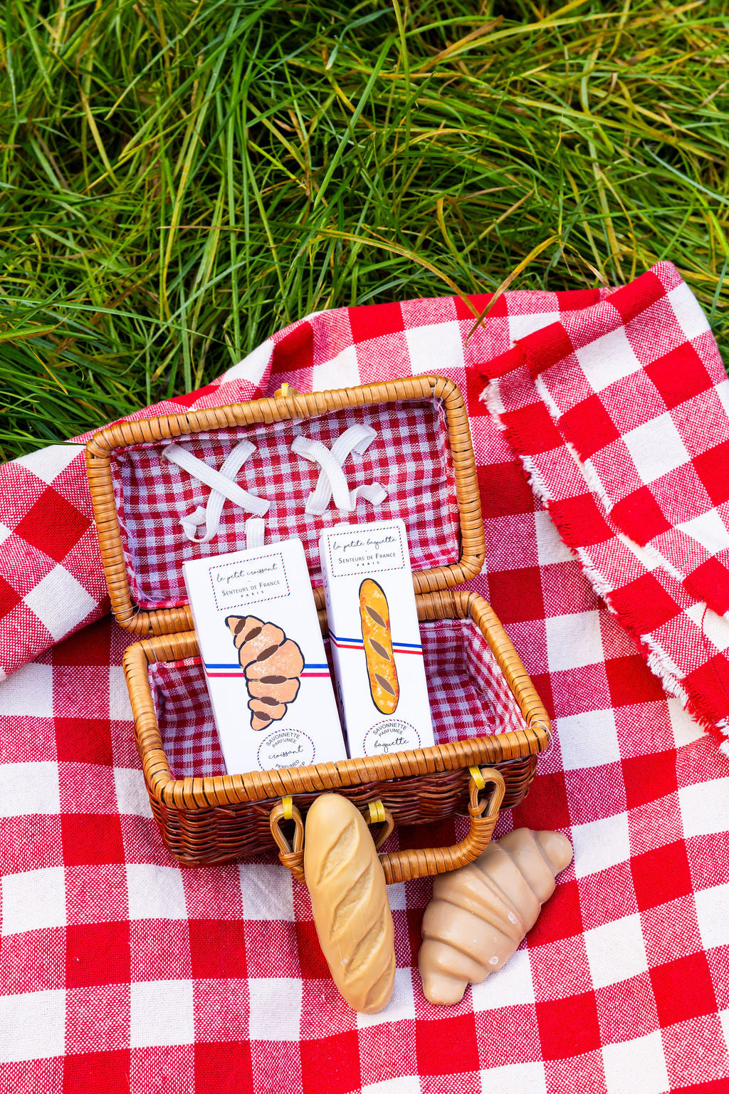 Baguette soaps Box - Box of 54 pcs